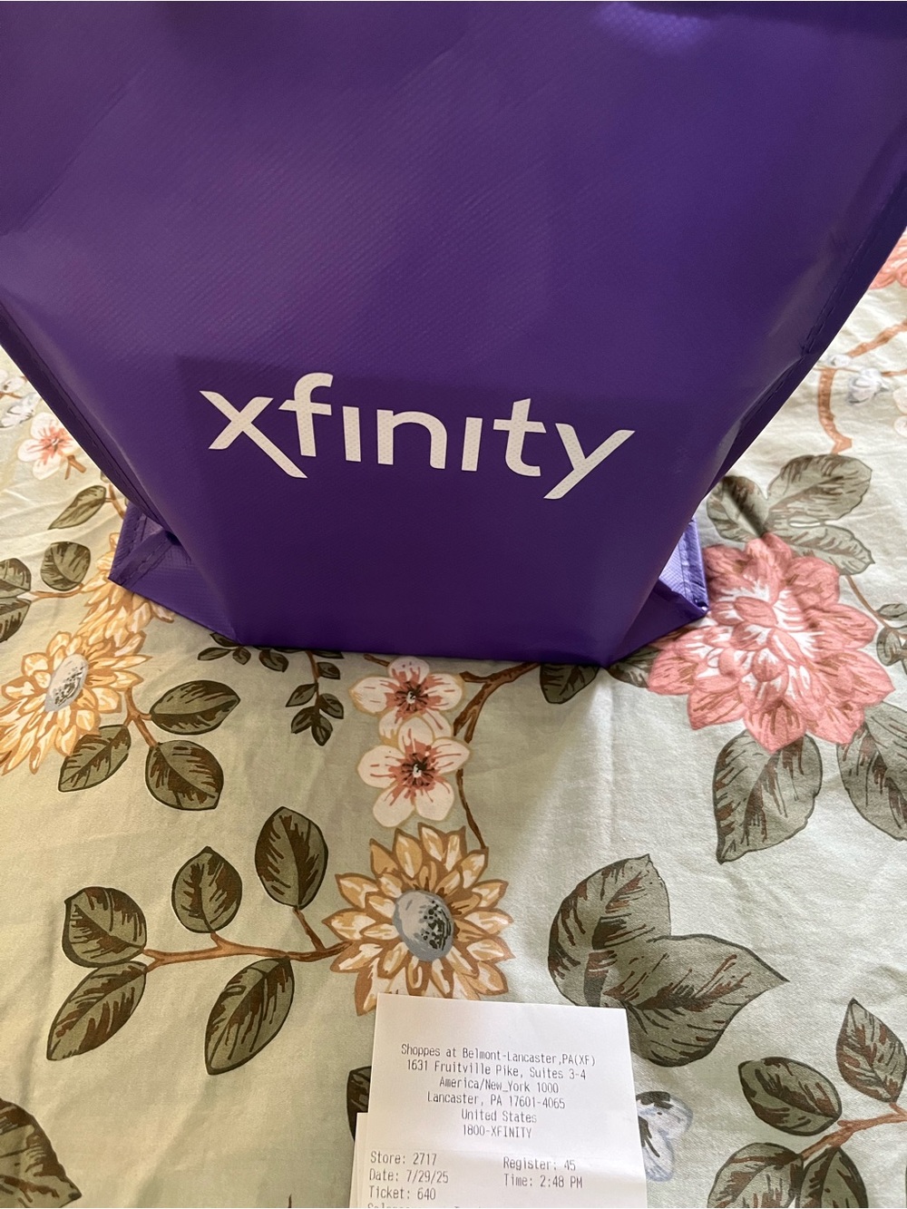 🌟Xfinity Plug In Wifi Extender With 2 ports (1 available) - Picture 7 of 7